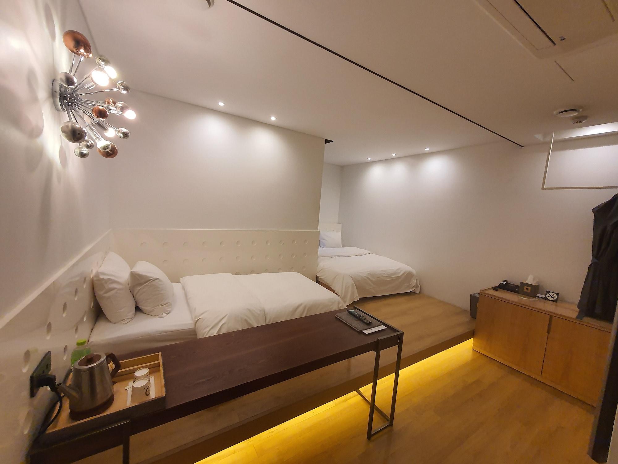 Hotel The Designers Kondae Сеул Экстерьер фото