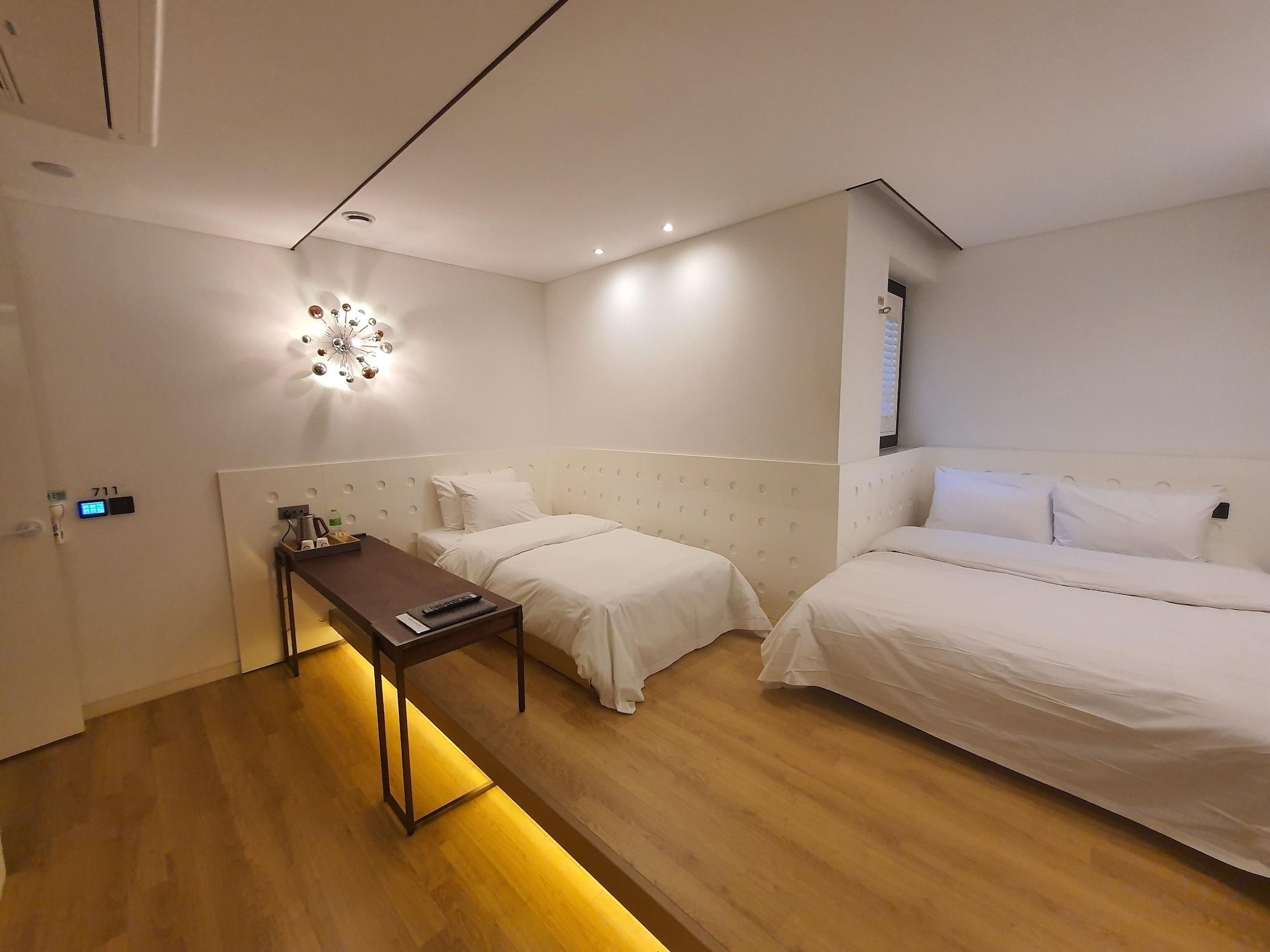 Hotel The Designers Kondae Сеул Экстерьер фото