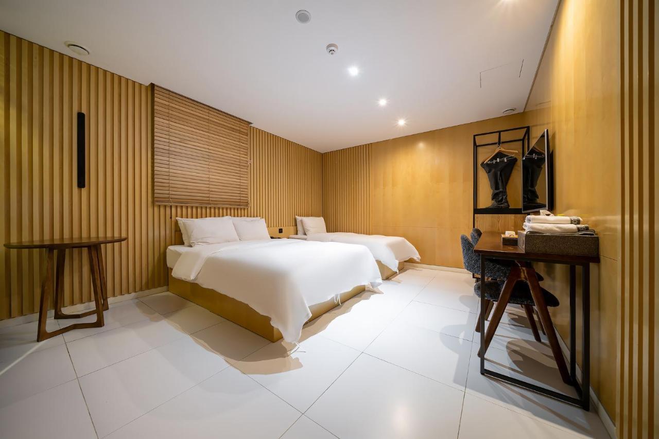 Hotel The Designers Kondae Сеул Экстерьер фото