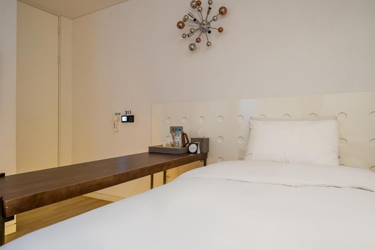 Hotel The Designers Kondae Сеул Экстерьер фото